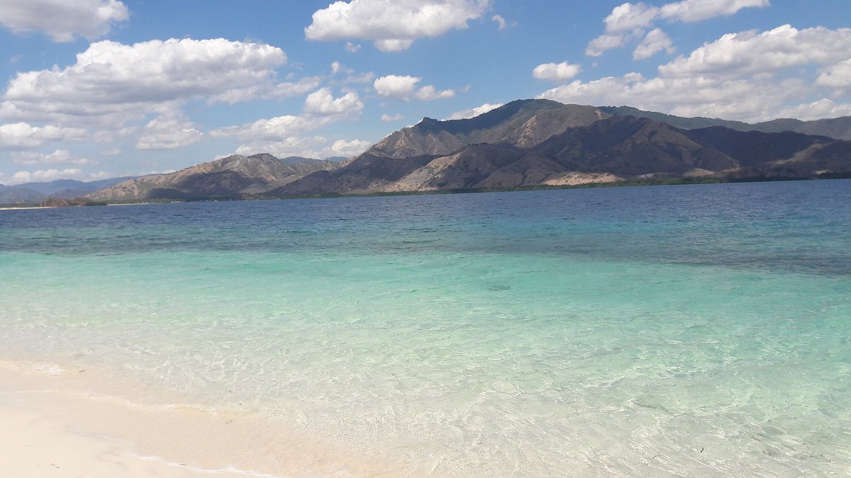 Taman Laut 17 Pulau Riung